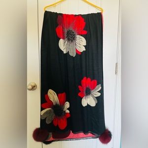 Elegant, and Luxurious Authentic Fox Fur Pom Pom Shawl.